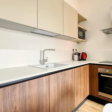 Apartment Joivy 1-bed With Balcony Near Subway Mailand